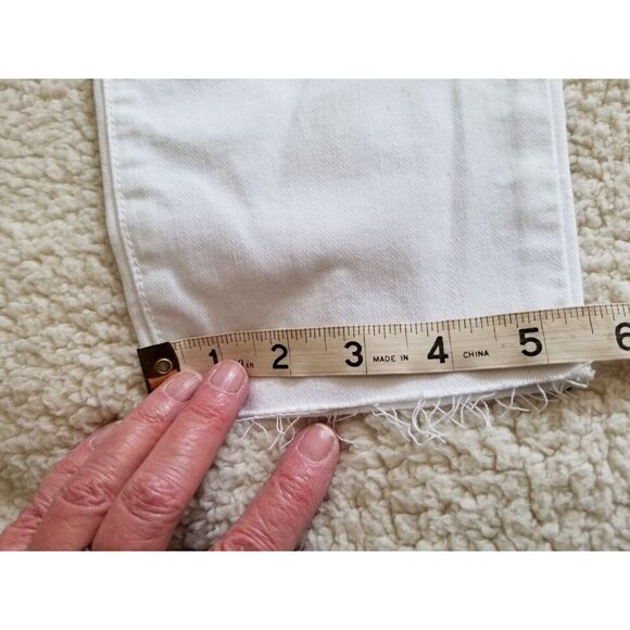 Paige Women's Verdugo Ankle w/Raw Hem Jeans  Artica Destructed Size 30 - Picture 11 of 11